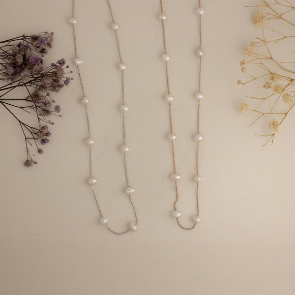 Minimalist Freshwater Pearl Station Necklace