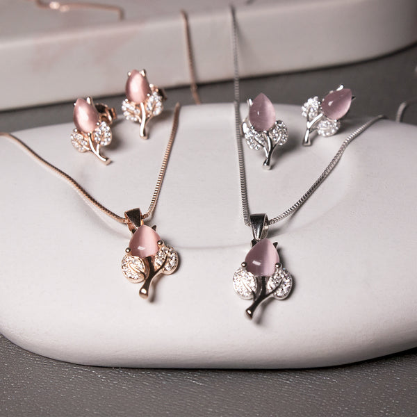 Blush Bloom Teardrop Floral Necklace