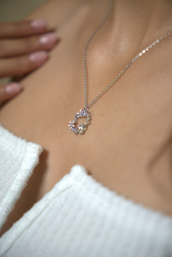 Rosé Bloom Circle Necklace