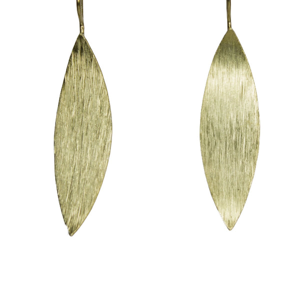 Gold Leaf Drop Earrings – Elegant & Minimalist