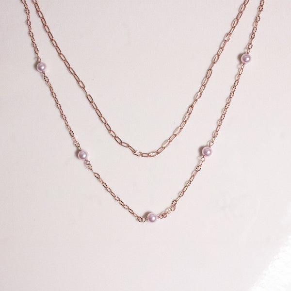 Elegant Layered Necklace with Pearls