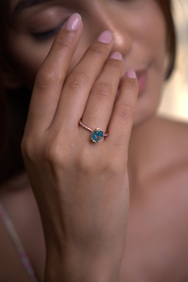 Oval Solitaire Spark Ring