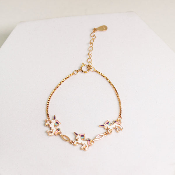Enchanting Unicorn Bracelet – A Whimsical Touch of Magic 🦄✨